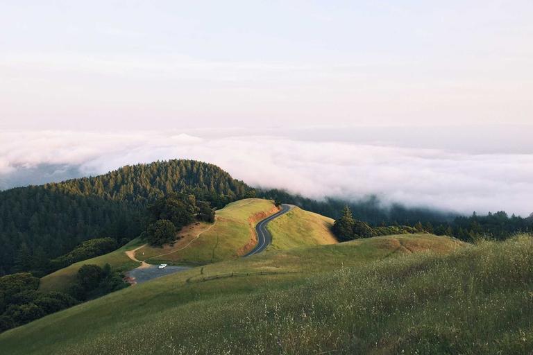 Fog Delays Rinjani Hiker Rescue